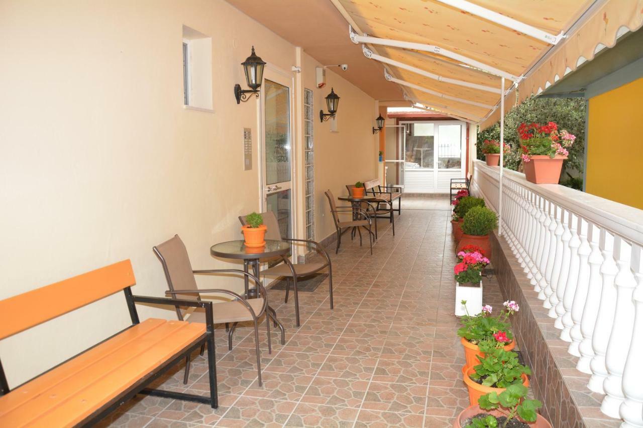 Villa Tasos Olympiakí Aktí 外观 照片